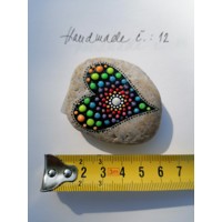 Mandala srdiečko malé - ručne malovaný dekoračný kameň 12